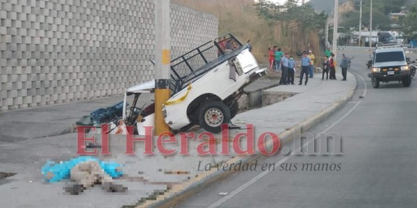 Las imágenes del brutal accidente que dejó un muerto en el anillo periférico