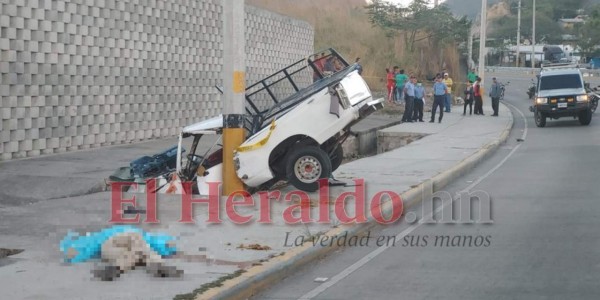 Las imágenes del brutal accidente que dejó un muerto en el anillo periférico