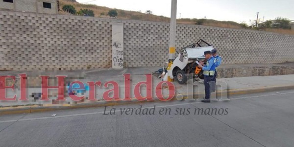 Las imágenes del brutal accidente que dejó un muerto en el anillo periférico