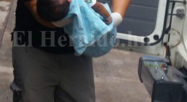 Dramáticas fotos en casa donde bebé murió en extraña condición en colonia El Carrizal