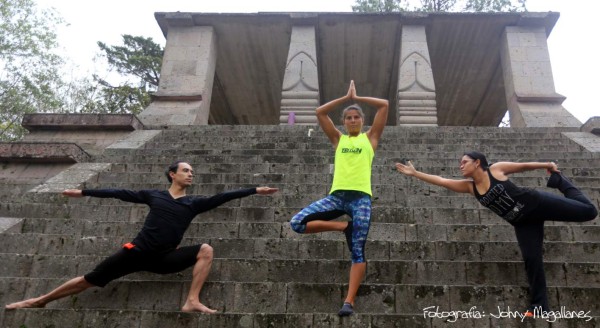 Yoga: un encuentro con la paz interior y la naturaleza