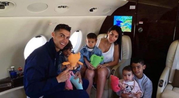 FOTOS: Las espectaculares vacaciones de Cristiano Ronaldo y su familia en Francia