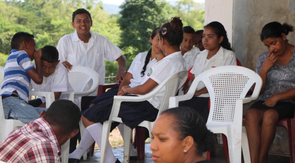 Doloroso entierro de niña de 12 años violada y estrangulada en Yoro