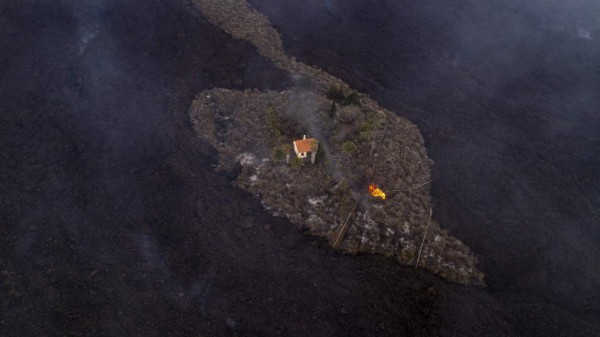 Imágenes desoladoras de la erupción del volcán de La Palma, España