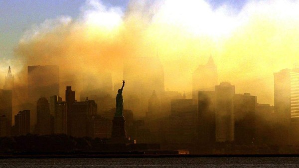 11 septiembre: Las fotos más dramáticas del atentado a las Torres Gemelas