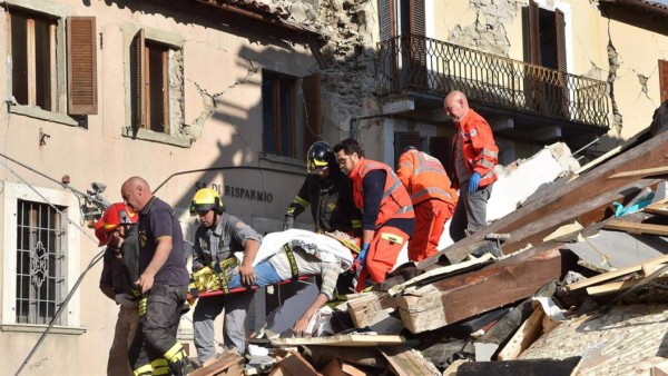 Las imágenes más impactantes de sismo en Italia