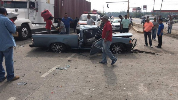 Impactantes fotos del aparatoso accidente de rastra en Siguatepeque