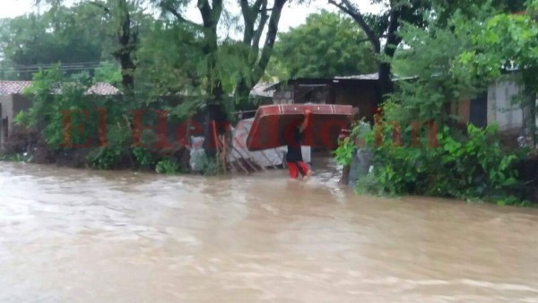 FOTOS: Lluvias dejan decenas de damnificados en Choluteca tras inundaciones