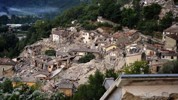 Las imágenes más impactantes de sismo en Italia