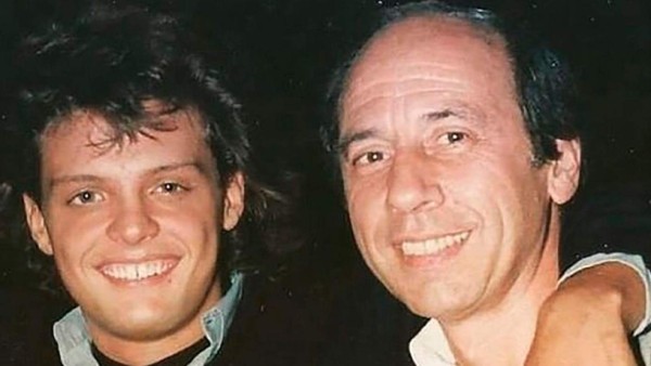 Desamores, conciertos agotadores y una madre desaparecida, la dura vida de Luis Miguel