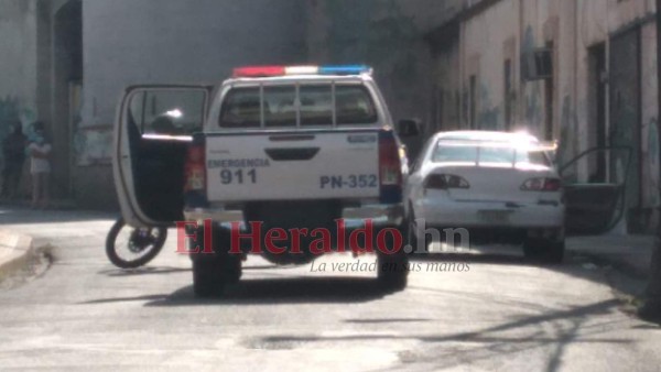 Llanto e impotencia: el asesinato de un taxista en el barrio La Hoya (Fotos)