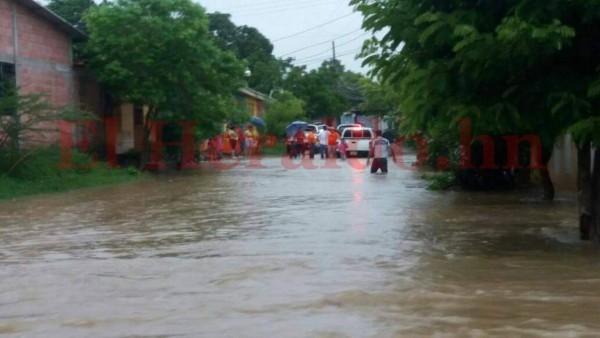 FOTOS: Lluvias dejan decenas de damnificados en Choluteca tras inundaciones