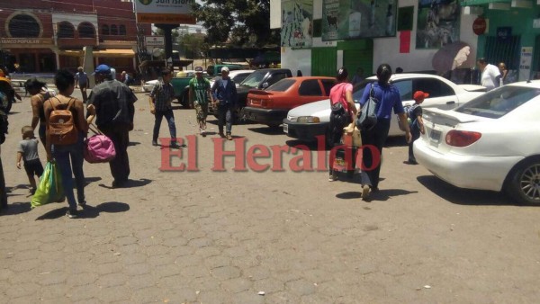 Veraneantes regresan a la capital tras feriado de Semana Santa 2018