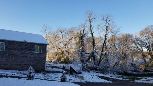 Así viven la tormenta de nieve los hondureños en Estados Unidos