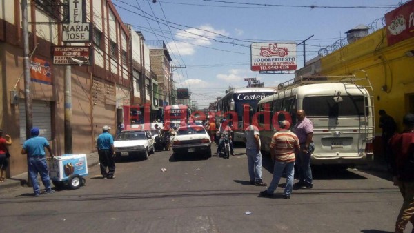 Veraneantes regresan a la capital tras feriado de Semana Santa 2018