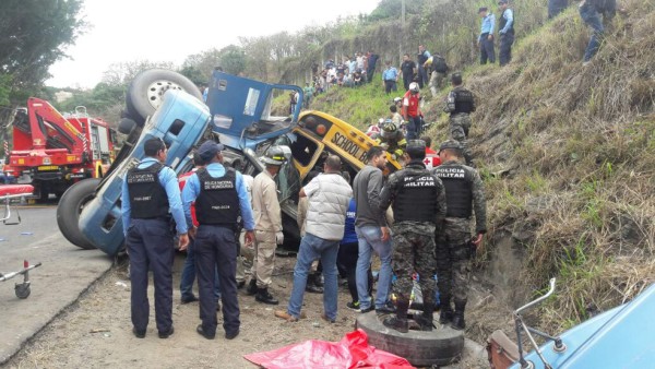 El accidente en la salida al sur de la capital en fotos