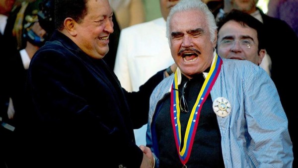 Familia, orígenes y carrera: la vida de Vicente Fernández en imágenes