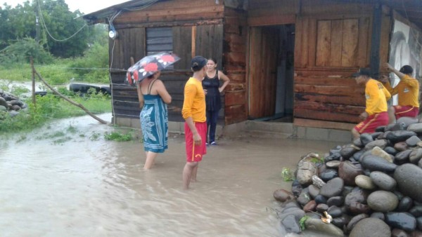 FOTOS: Lluvias dejan decenas de damnificados en Choluteca tras inundaciones