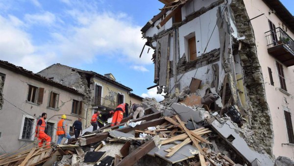 Las imágenes más impactantes de sismo en Italia