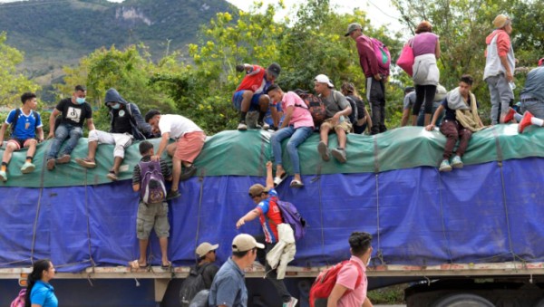 A los 'coyotes' 'no les importan las vidas, solo el dinero': La dura travesía migrante