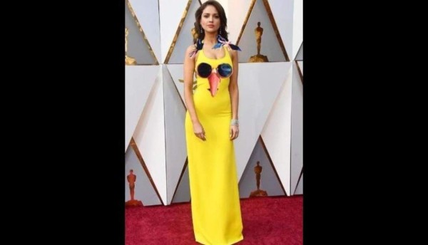 Los memes del vestido que Eiza González usó en los Premios Oscar arrasan en internet