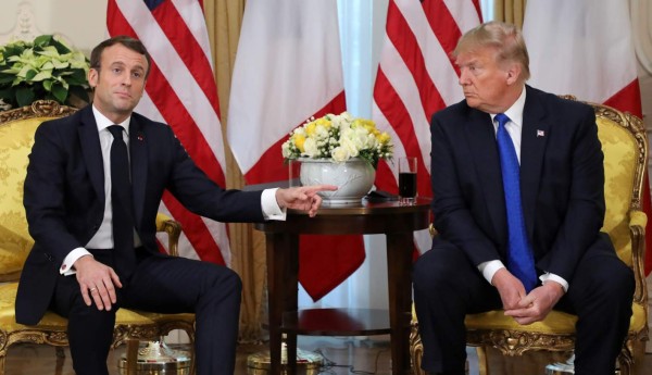 Los gestos indiferentes de Trump en reunión con Macron