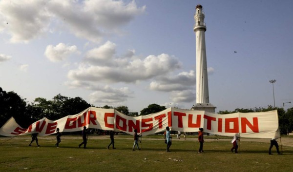 FOTOS: Así se desarrollaron las marchas del Día del Trabajador en varios países del mundo