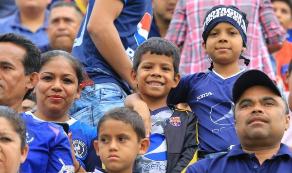 ¡Llenazo en el Nacional! Todo listo para la final