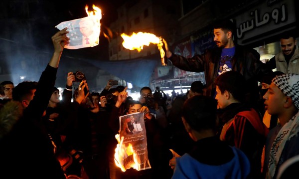 Palestinos dicen no al plan de paz de Trump y realizan fuertes protestas (FOTOS)  