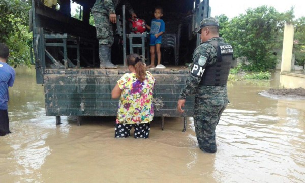 Honduras con el agua hasta el cuello por fuertes lluvias