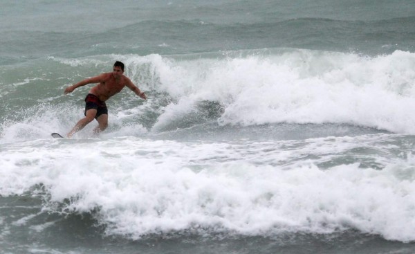 Las imágenes de la tormenta tropical Gordon que azota Florida