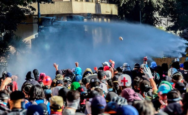 FOTOS: No paran las protestas en Chile, entre la incertidumbre y convulsión