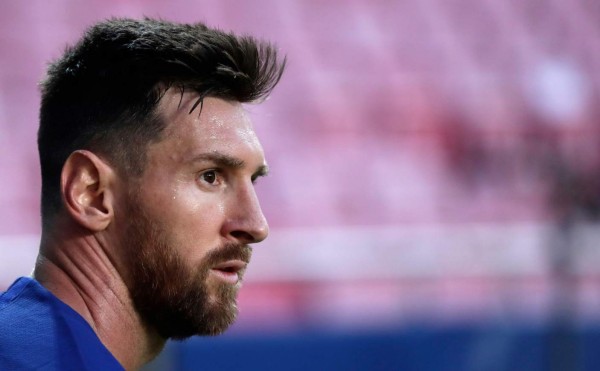 Cabizbajo, impotente y frustrado: El Messi humillado frente al Bayern