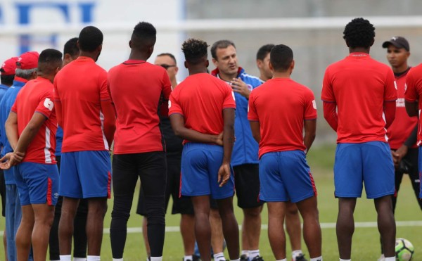 Este es el nuevo Olimpia de Manuel Keosseián para el torneo de Clausura