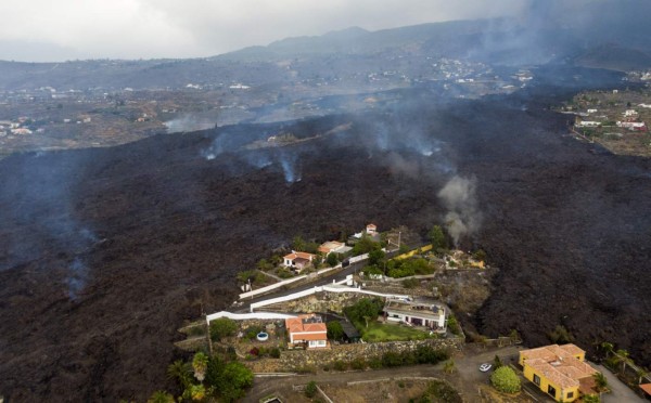 Imágenes desoladoras de la erupción del volcán de La Palma, España