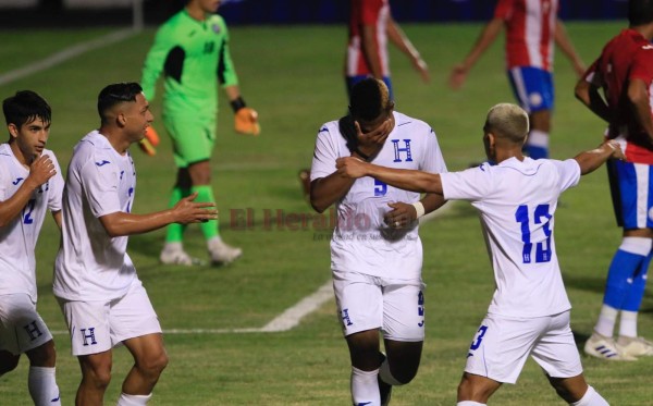 FOTOS: Euforia y lágrimas, la reacción de Benguché al anotar con Honduras en su debut