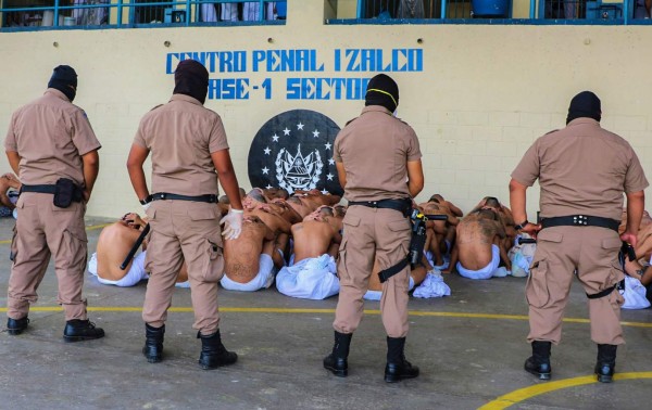 El Salvador y su lucha contra la pandemia y pandillas; Bukele aumenta popularidad (FOTOS)   