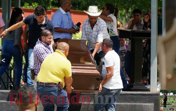 FOTOS: Así fueron los minutos previos a masacre en cementerio de SPS