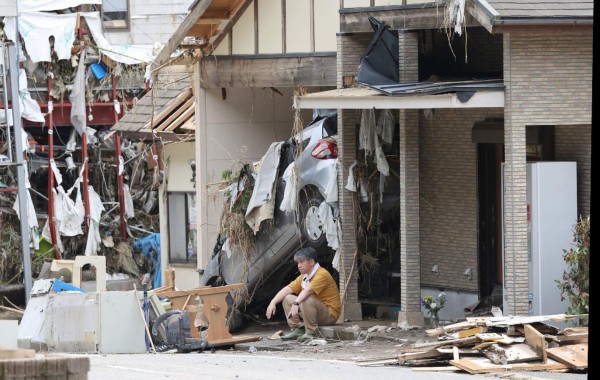 Imágenes de la devastación y dolor que dejan inundaciones en Japón