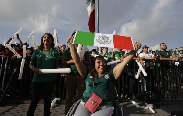 Así vivieron los mexicanos la derrota de su selección