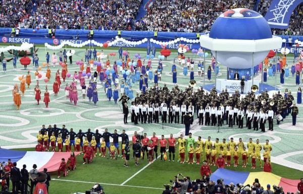 FOTOS: Así fue la increíble inauguración de la Eurocopa 2016