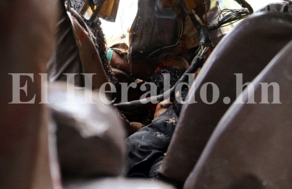 Las imágenes más estremecedoras del accidente de bus en salida al sur