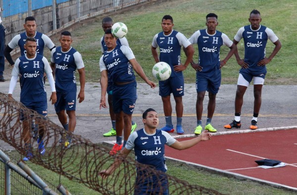 FOTOS: El entrenamiento de la Selección de Honduras a seis días del amistoso contra Ecuador