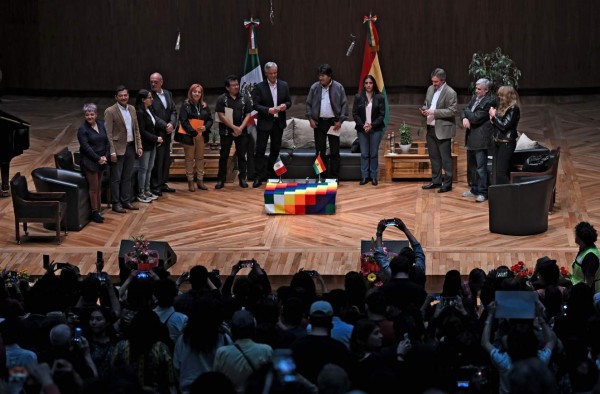 FOTOS: Momento en que Evo Morales fue abucheado durante conferencia