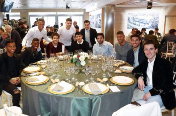 FOTOS: Así fue la exclusiva cena navideña del Real Madrid en el Santiago Bernabéu