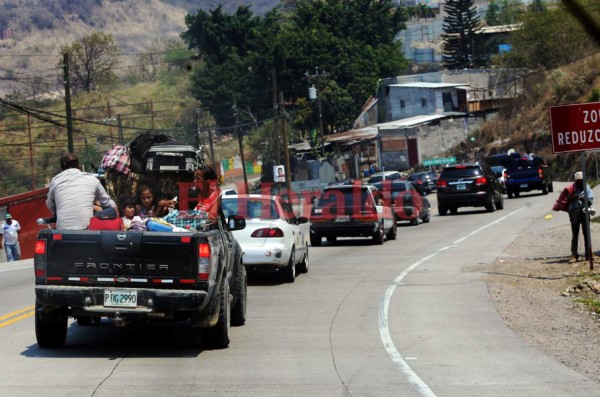 ¡Retorno Seguro! En caravanas regresan viajeros al cierre de la Semana Santa