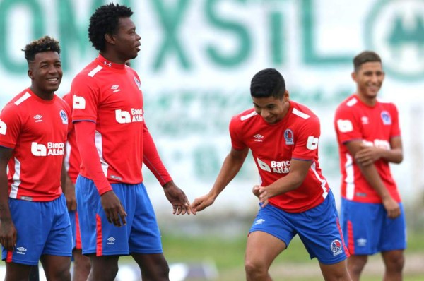 El once de Olimpia ante Comunicaciones en Liga Concacaf