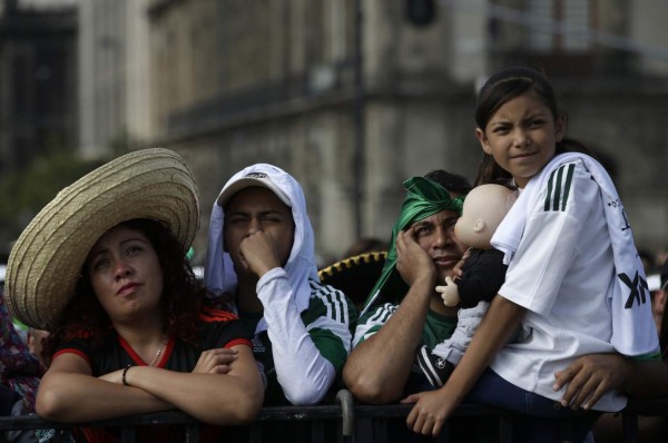 Así vivieron los mexicanos la derrota de su selección