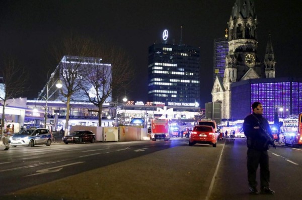 Atentado en Berlín: las imágenes más estremecedoras del ataque a mercado