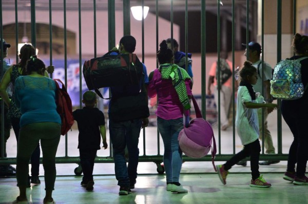 FOTOS: Caravana migrante saldrá desde Honduras en duro viaje hacia EE UU